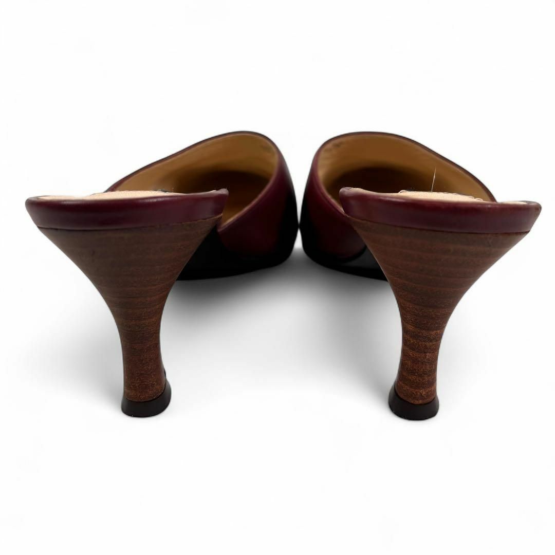 Burberry 24 Leather Mules