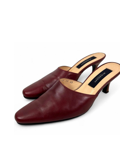 Burberry 24 Leather Mules